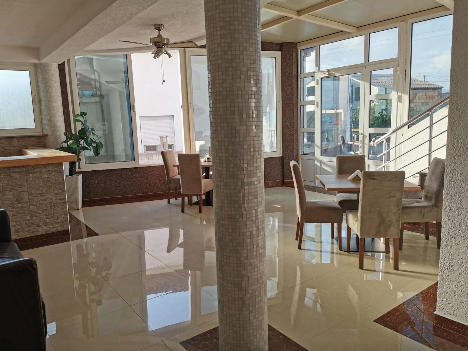 "House Muenster" Bed&Breakfast - Ulcinj Долішній Штой Екстер'єр фото