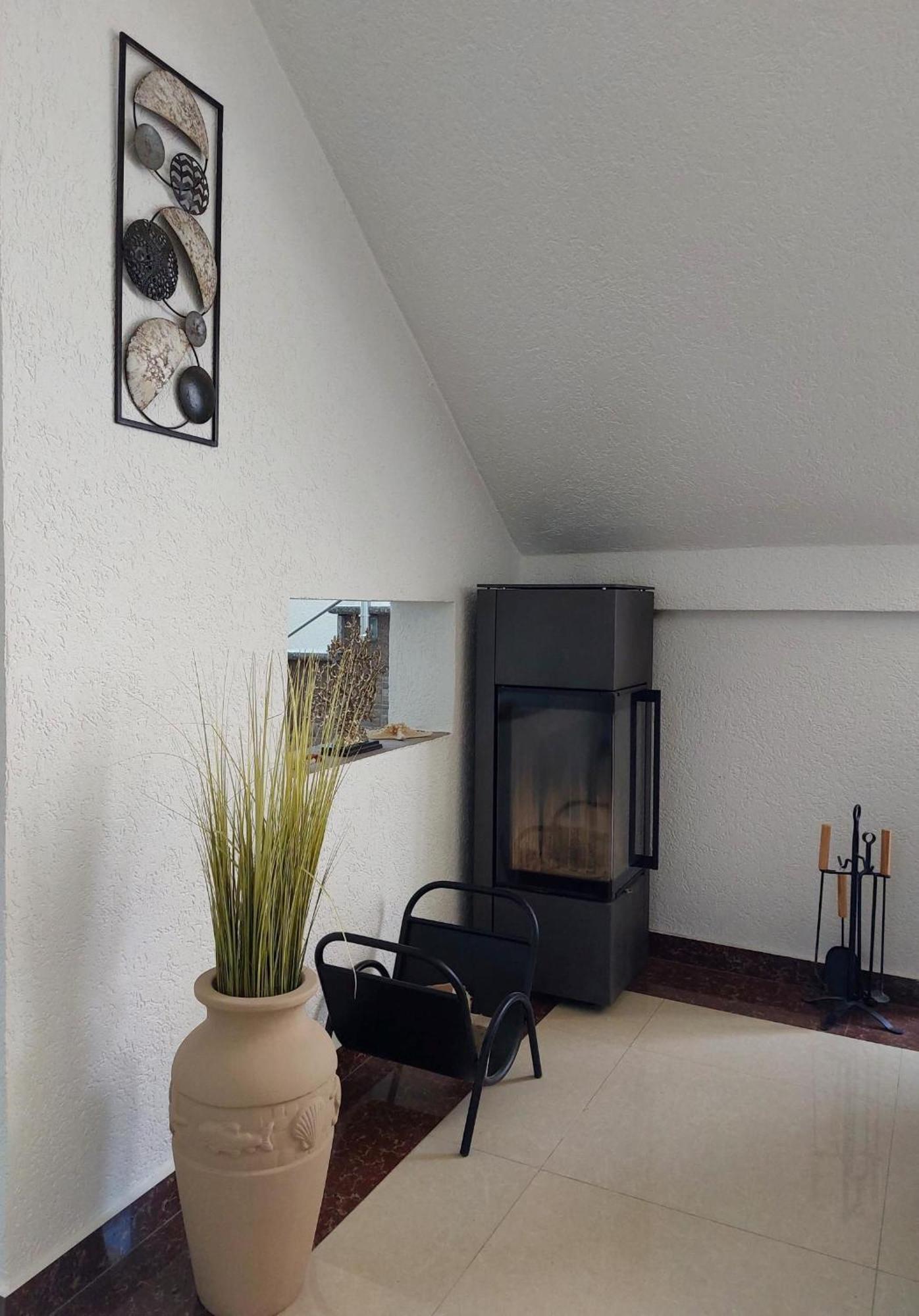 "House Muenster" Bed&Breakfast - Ulcinj Долішній Штой Екстер'єр фото
